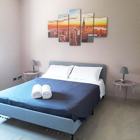 Stanza Vacanza Confortevole In Appartamento Ad Un Passo Dal Mare Vallecrosia Exteriör bild
